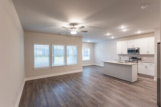 Kindrey Townhomes in Gallatin, TN - Building Photo - Interior Photo