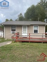 6051 Nashville Hwy in Baxter, TN - Building Photo