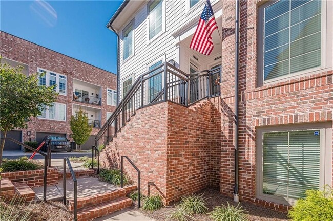 515 Burton Dr in Alpharetta, GA - Building Photo - Building Photo