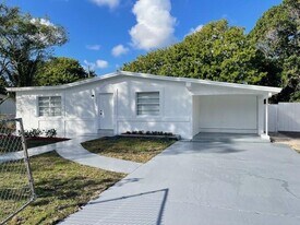 1517 NW 19th Ave in Fort Lauderdale, FL - Building Photo