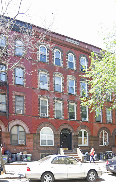 424 Clinton St in Brooklyn, NY - Building Photo