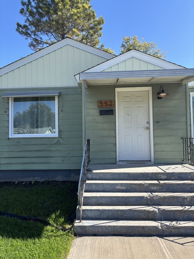 property at 522 Fairmont Ave