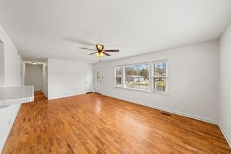 6929 Mackin Ln in Knoxville, TN - Building Photo - Building Photo