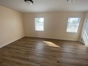 606 Florida Ave in Lynn Haven, FL - Building Photo - Building Photo