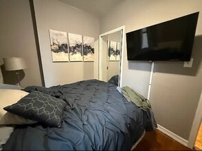 1374 1st Ave in New York, NY - Building Photo - Building Photo