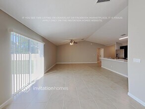 268 NW Bayshore Blvd in Port St. Lucie, FL - Building Photo - Building Photo
