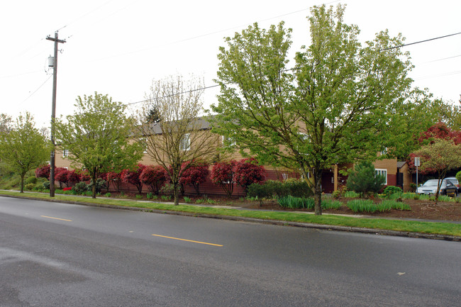 6620 NE 6th Ave in Portland, OR - Foto de edificio - Building Photo