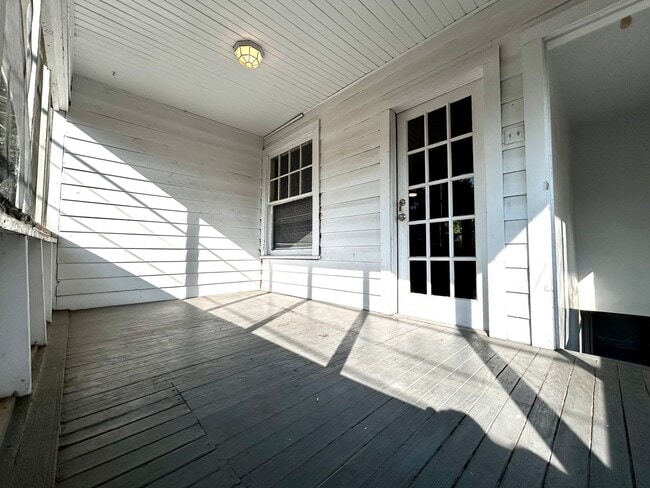 1305 Lorrain St - Unit C in Austin, TX - Building Photo - Building Photo