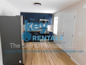 182 E Main St in Victor, NY - Building Photo - Building Photo