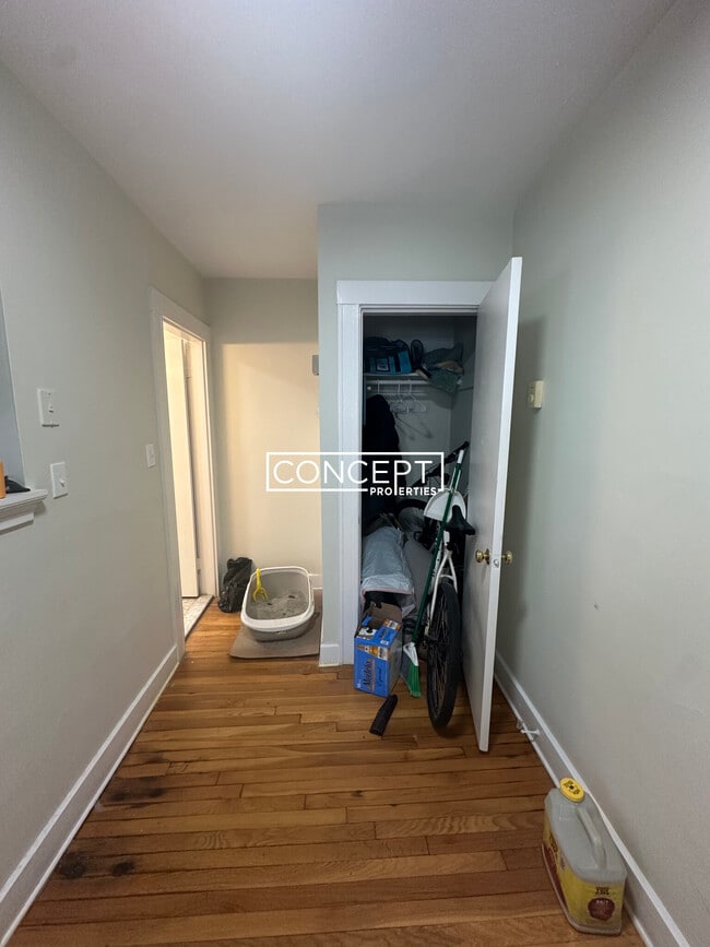 402 Highland Ave in Somerville, MA - Foto de edificio - Building Photo