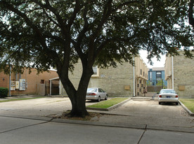 2216 Houma Blvd Apartments