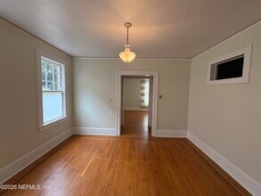 3681 Hedrick St in Jacksonville, FL - Building Photo - Building Photo