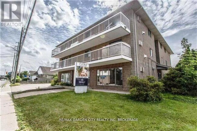 property at 210-210 Pelham Rd