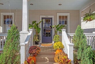 291 President St in Charleston, SC - Building Photo - Building Photo