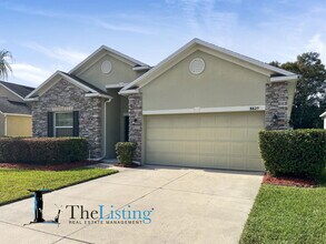 8825 Isla Bella Dr in Orlando, FL - Building Photo - Building Photo