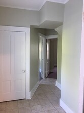 92 Prospect St, Unit 1 in Brattleboro, VT - Foto de edificio - Building Photo