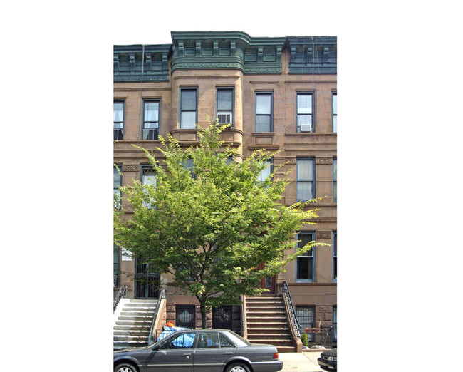 Conversion To 2-family in New York, NY - Building Photo - Building Photo