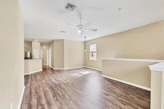 3821 Parkridge Cir in Sarasota, FL - Building Photo - Building Photo