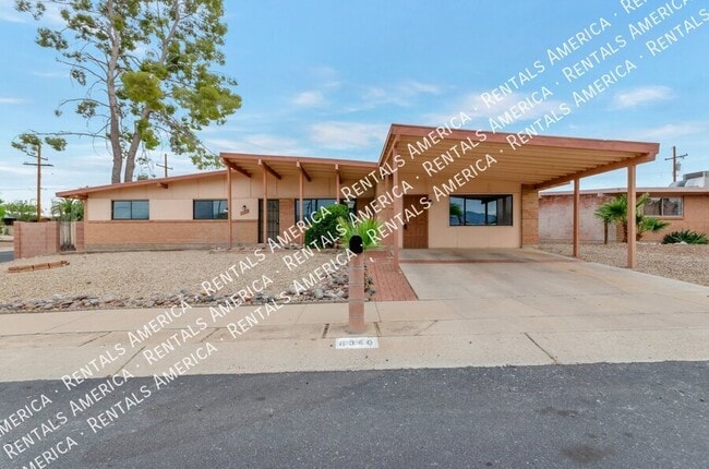 property at 8340 E Vicksburg St
