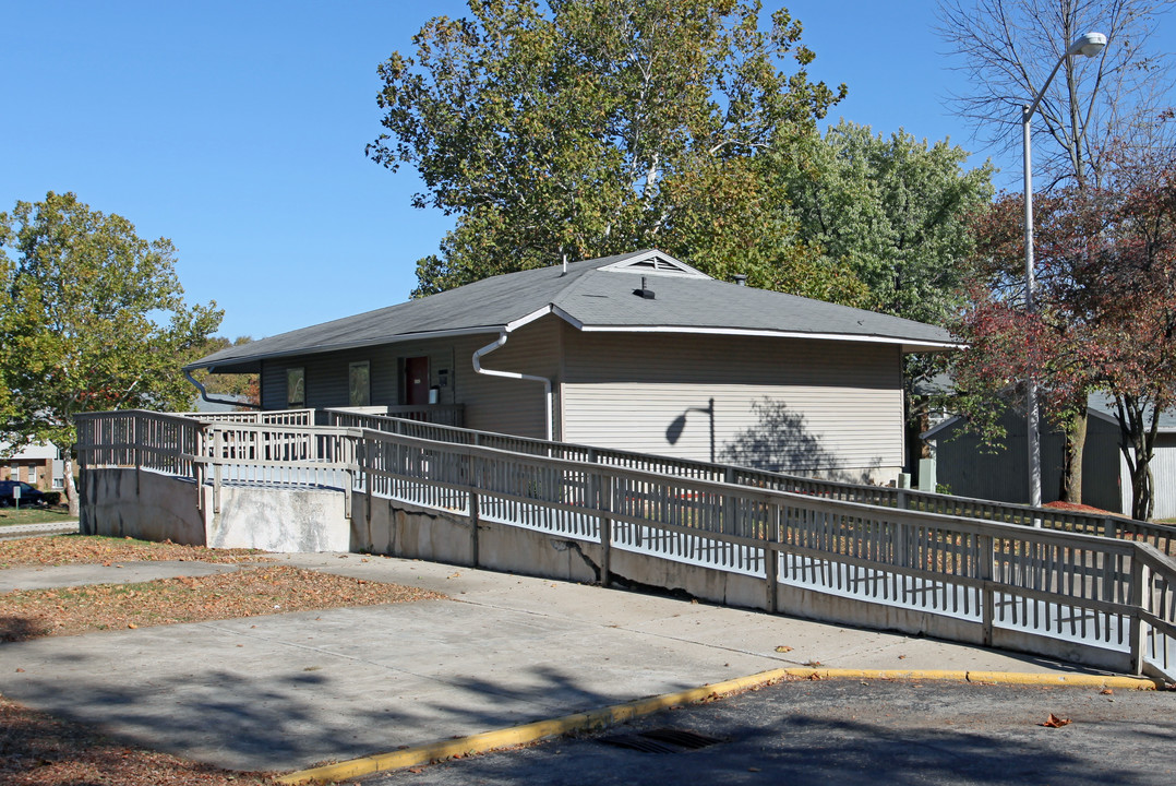 Northlake Hills in Dayton, OH - Building Photo