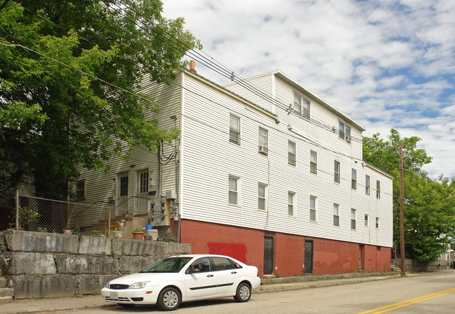 11 Commercial St in Nashua, NH - Foto de edificio - Building Photo