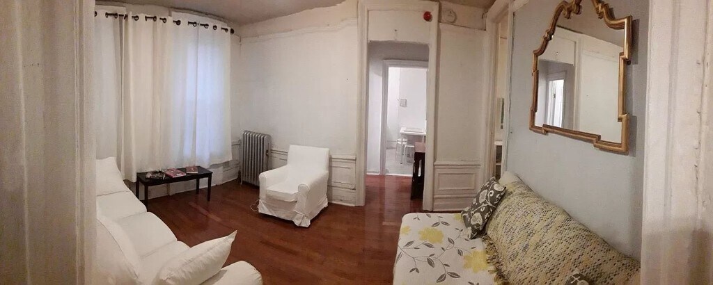 676 St Nicholas Ave in New York, NY - Foto de edificio