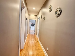 831 N Ashland Ave in Chicago, IL - Building Photo - Building Photo