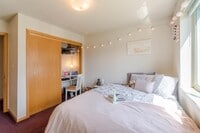 9135 University Ave photo'