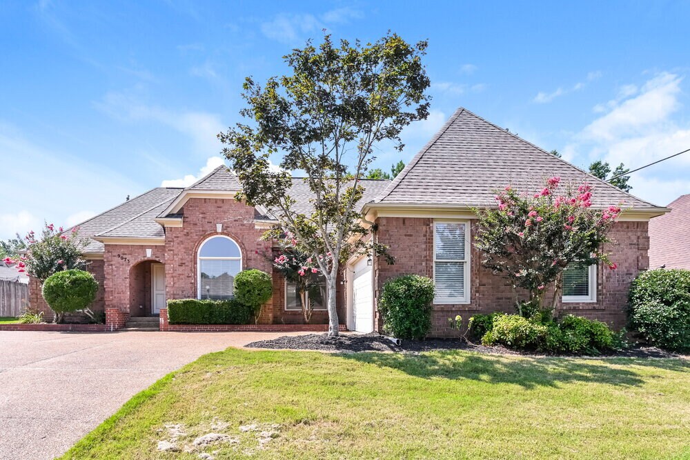 9073 Bellehurst Dr in Memphis, TN - Building Photo