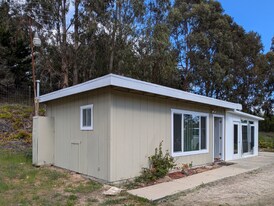 955 Via Solana in Arroyo Grande, CA - Building Photo