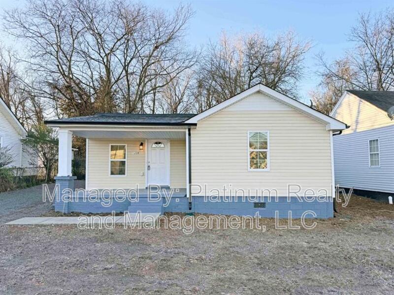 1228 Crossland Ave in Clarksville, TN - Building Photo
