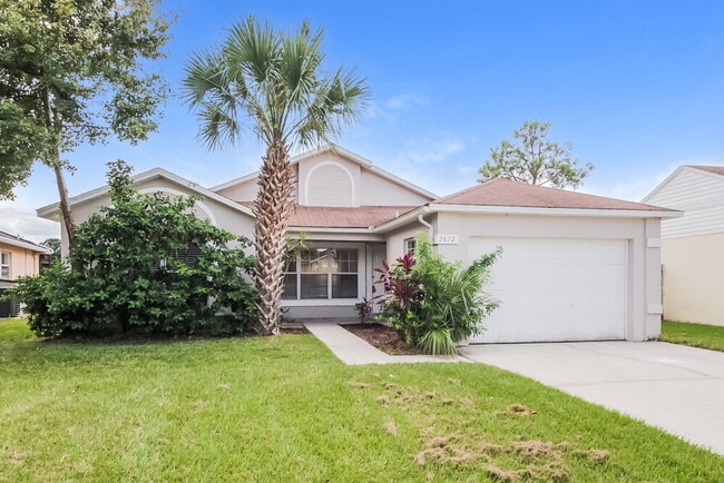 2872 Woodruff Dr