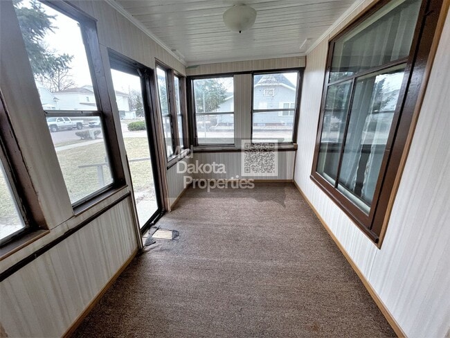 517 N Duff St in Mitchell, SD - Building Photo - Building Photo