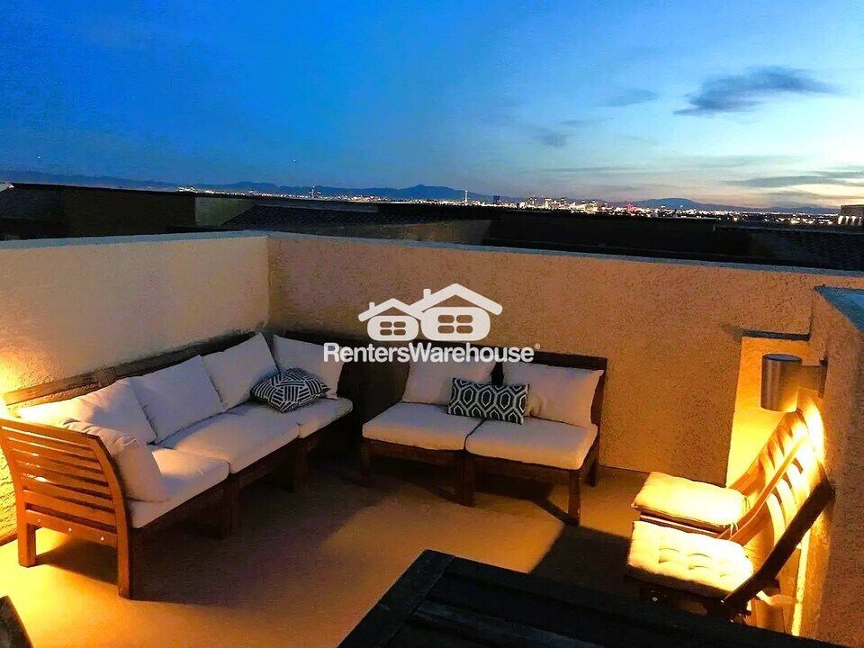 4650 Ranch House Rd in North Las Vegas, NV - Building Photo