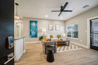 Casa Del Mar in Owasso, OK - Building Photo - Building Photo