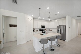 1880 Terreno Blvd in Naples, FL - Building Photo - Building Photo