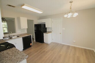 409 Peachtree Rd in Charlotte, NC - Building Photo - Building Photo