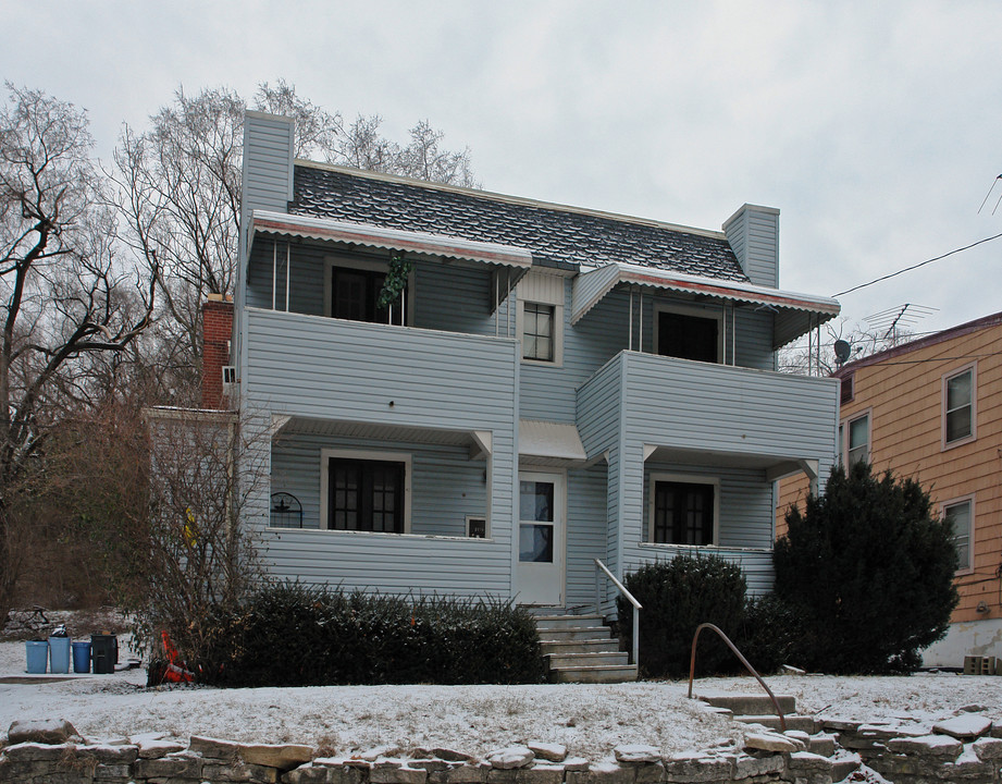 2756 Enslin St in Cincinnati, OH - Foto de edificio