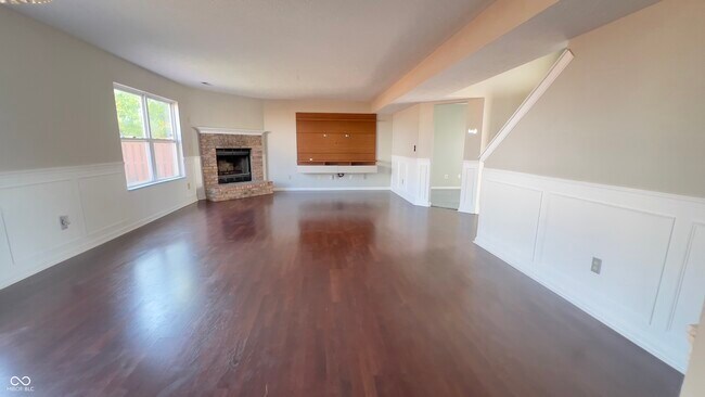 5363 Fishlake Dr in Indianapolis, IN - Building Photo - Building Photo
