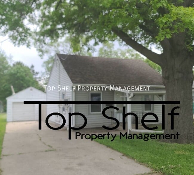 property at 1221 E 27th Ct