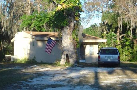 Nuna Ave Mobile Home Park in Ft. Myers, FL - Building Photo - Building Photo