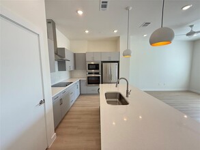33200 Forest W St in Magnolia, TX - Building Photo - Building Photo