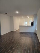 549 Pickrell Lp in Liberty Hill, TX - Building Photo