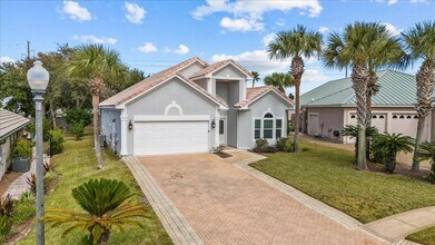 4751 Papaya Park in Destin, FL - Foto de edificio - Building Photo