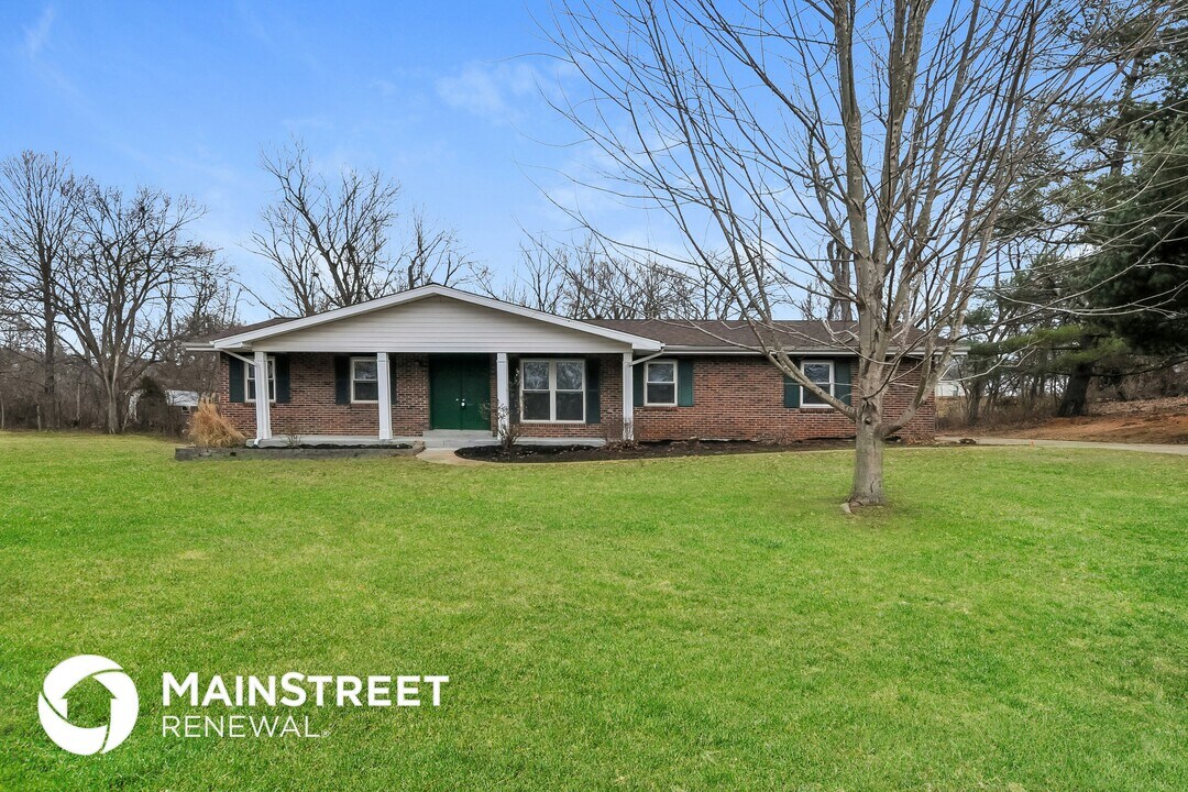 105 Riverview Heights in Crystal City, MO - Building Photo