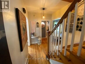 2297 Fox Crescent in Ottawa, ON - Building Photo - Building Photo