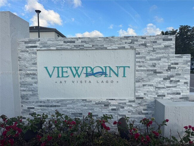 631 NW 204th St in Miami, FL - Building Photo - Building Photo