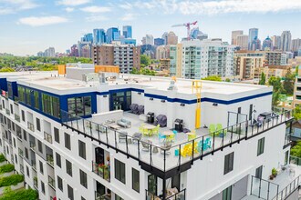 The Victoria on 5th in Calgary, AB - Building Photo - Interior Photo