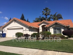 731 Redwing Dr in Merced, CA - Building Photo - Building Photo