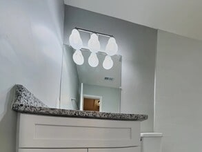 302 Graham Meadow Dr in Charlotte, NC - Building Photo - Building Photo